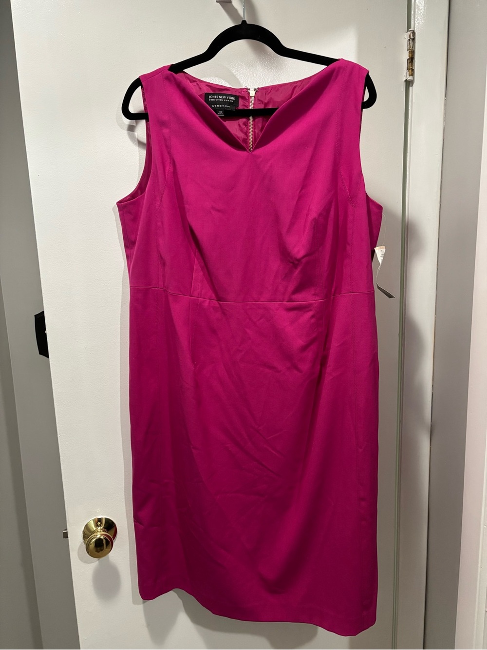 Jones New York Fuchsia Sleeveless Sheath Dress NWT Size 14W